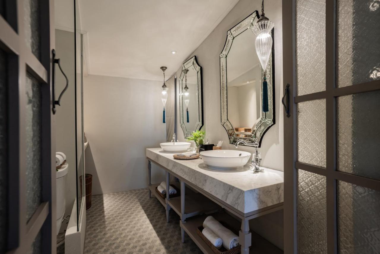 Deluxe Bungalow,1030701490:JPEG